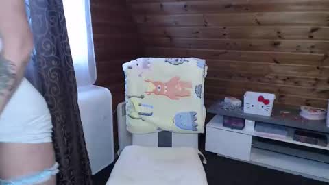 LaMadrina006 online show from January 19, 2026, 8:40 am