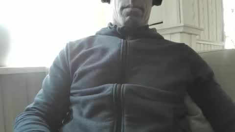lamanta72hot online show from April 22, 2026, 10:06 am