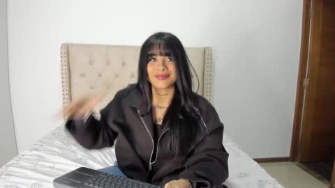 LANA  online show from September 30, 2025, 1:54 am