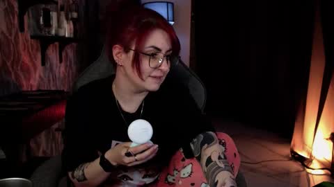 just call me Lana  and her security online show from March 10, 2026, 11:37 am