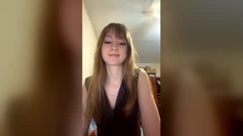 lana__ray online show from May 28, 2026, 10:18 pm