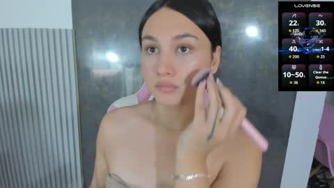 Lana online show from April 12, 2026, 7:41 pm