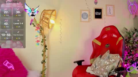 Lana online show from September 19, 2025, 12:28 pm