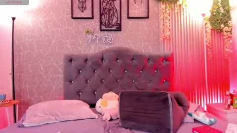 lana_gill online show from July 5, 2026, 4:19 am