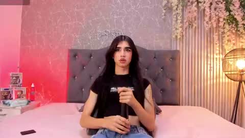 lana_gill online show from July 9, 2026, 7:18 pm