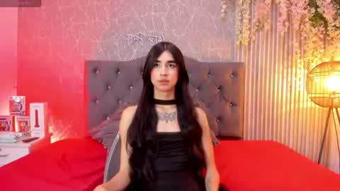 lana_gill online show from July 14, 2026, 7:08 pm