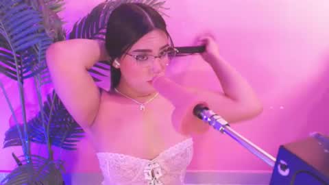 LANA online show from July 3, 2026, 4:41 am
