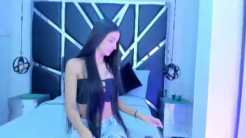 lana_rhoaades online show from June 20, 2026, 11:57 am