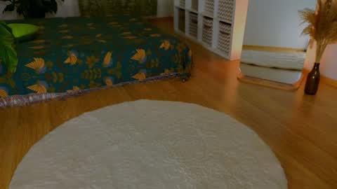 Lana online show from January 10, 2025, 9:31 pm