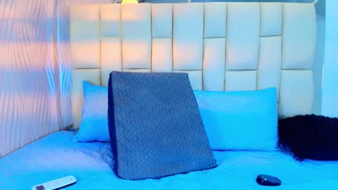 Vanessa  online show from March 26, 2026, 12:11 pm