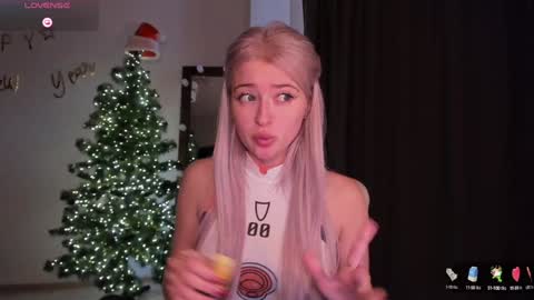 Lana online show from December 2, 2024, 7:58 am