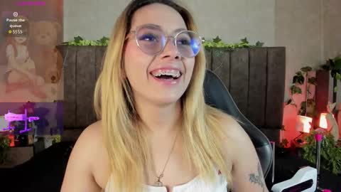 Lana online show from March 28, 2026, 4:34 am