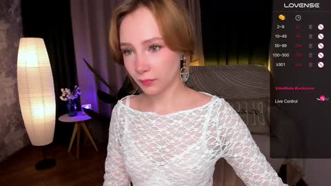 Lana online show from January 18, 2025, 1:52 am