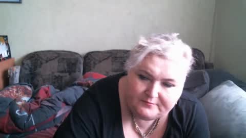 Snapshot of lanacat555 chatting on March 5, 2025, 10:00 am lanacat555 online show from March 5, 2025, 10:00 am