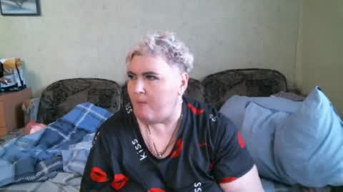 Snapshot of lanacat555 chatting on September 18, 2025, 12:40 pm lanacat555 online show from September 18, 2025, 12:40 pm