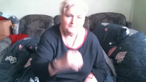 lanacat555 online show from March 20, 2026, 7:13 am