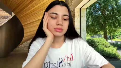 Lana online show from September 11, 2025, 10:04 am