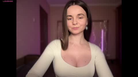 Lana online show from July 22, 2026, 8:55 pm