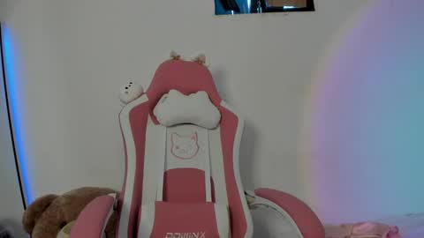 Lana  online show from January 16, 2025, 3:24 pm