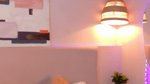 Lana online show from September 29, 2025, 8:02 pm