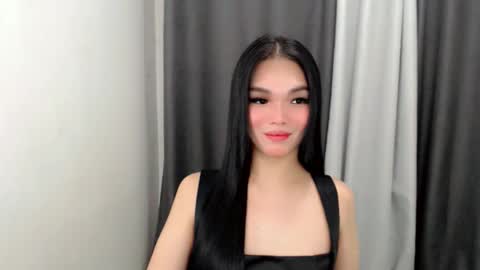 Snapshot of lanawyatt_ chatting on November 5, 2025, 3:56 pm lanawyatt_ online show from November 5, 2025, 3:56 pm