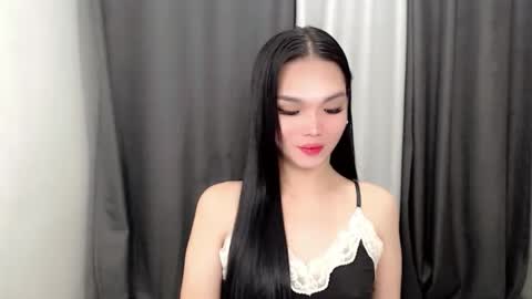 Snapshot of lanawyatt_ chatting on December 1, 2025, 11:59 am lanawyatt_ online show from December 1, 2025, 11:59 am