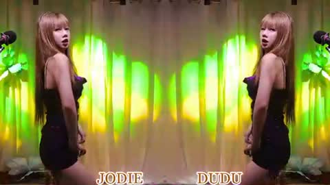 lankwaifong_cindy online show from June 11, 2026, 3:37 am