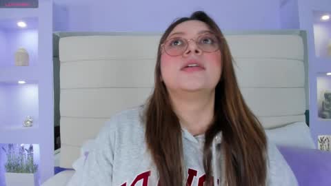 Lanna online show from March 11, 2025, 11:44 am