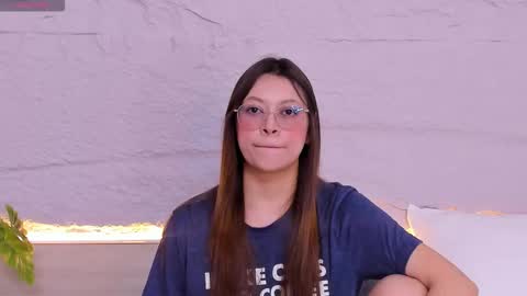 Lanna online show from February 6, 2026, 11:57 am