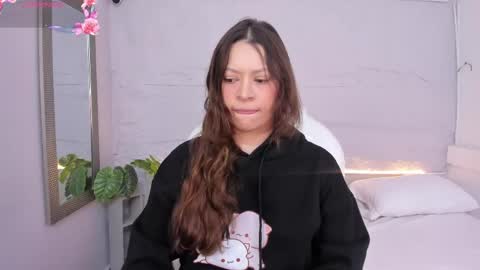 Snapshot of lanna_18_ chatting on April 24, 2026, 11:45 am Lanna online show from April 24, 2026, 11:45 am