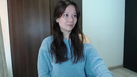 Lanna online show from May 1, 2026, 1:05 pm