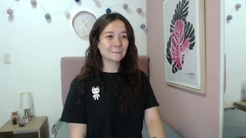 Lanna online show from May 4, 2026, 2:13 pm