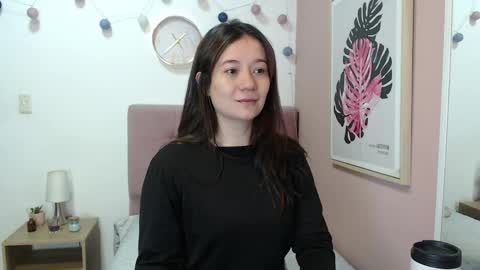 Lanna online show from May 7, 2026, 1:16 pm
