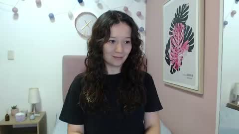 Lanna online show from July 7, 2026, 1:26 pm