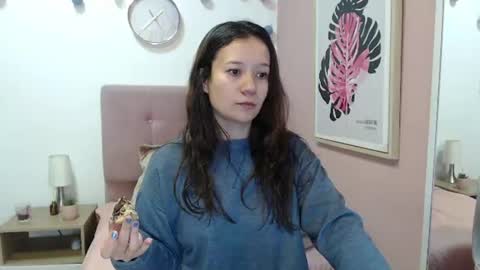 Lanna online show from July 17, 2026, 1:18 pm