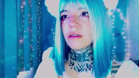 LANNIE   online show from March 13, 2026, 4:35 pm