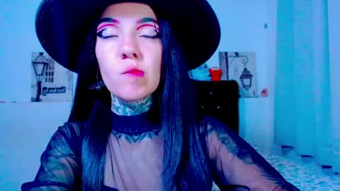 Snapshot of lannie_gonzales chatting on June 2, 2026, 11:40 pm LANNIE online show from June 2, 2026, 11:40 pm