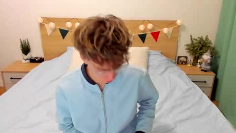 Fandi online show from January 13, 2025, 5:23 am