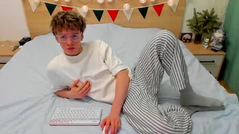 Fandi online show from January 18, 2025, 12:26 pm