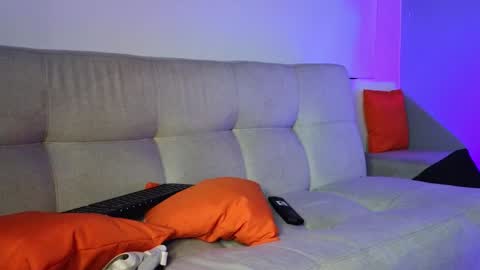 la paisita  online show from December 4, 2024, 7:17 am