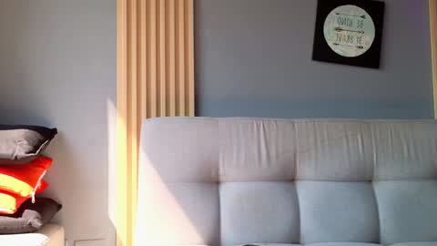 la paisita  online show from January 18, 2025, 3:16 pm