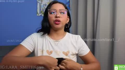 Snapshot of lara1__ chatting on July 19, 2026, 10:02 pm Lara online show from July 19, 2026, 10:02 pm