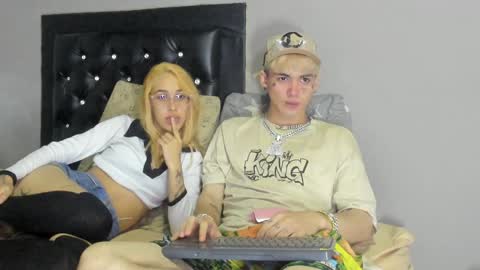 lara_and_caleb online show from January 20, 2025, 5:04 am