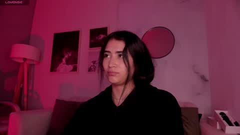 Lara Madisson online show from October 3, 2025, 6:10 am