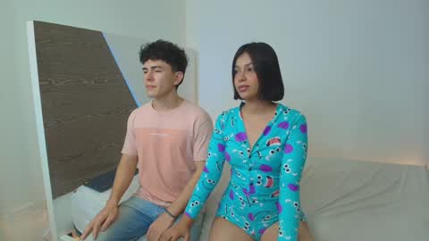 Snapshot of laraandkenai1 chatting on December 14, 2024, 12:55 am LaraAndKenai online show from December 14, 2024, 12:55 am