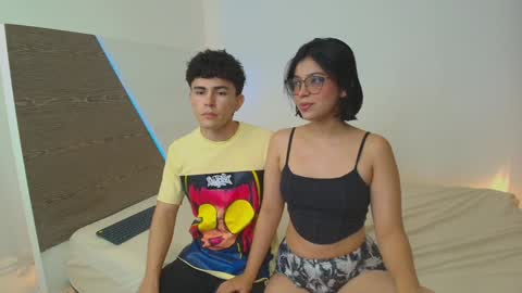 Snapshot of laraandkenai1 chatting on December 23, 2024, 12:57 am LaraAndKenai online show from December 23, 2024, 12:57 am