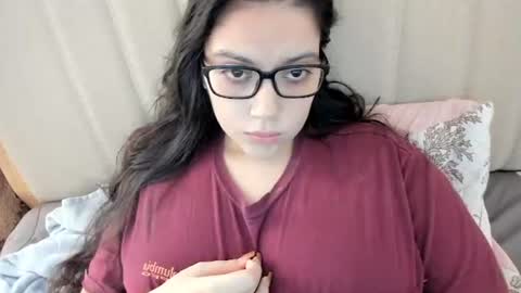 Snapshot of laracamille chatting on March 27, 2026, 3:12 pm lara online show from March 27, 2026, 3:12 pm