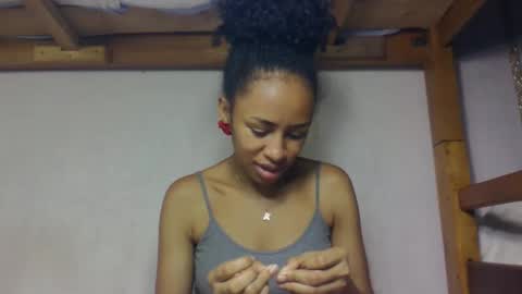 Snapshot of larah98 chatting on February 4, 2026, 7:20 pm larah98 online show from February 4, 2026, 7:20 pm