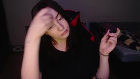 Laralianna online show from March 10, 2026, 2:49 am