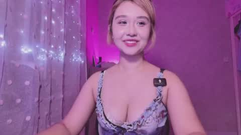 Snapshot of laramiaa chatting on August 1, 2026, 6:51 pm Lara online show from August 1, 2026, 6:51 pm